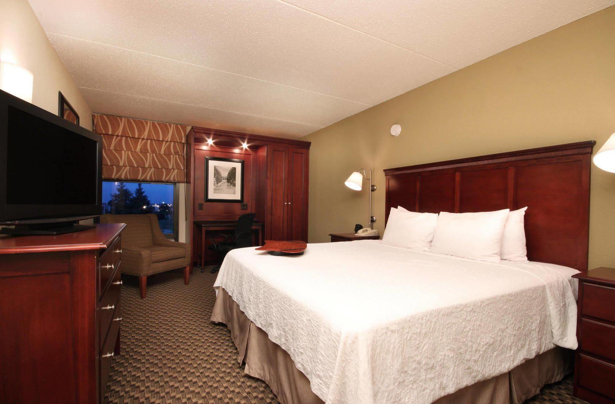 Hampton Inn Detroit Madison Heights South Troy Oda fotoğraf